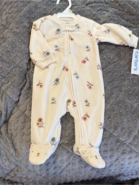 Carter’s Floral Print Long Sleeve Sleep and Play 2-Way Zip 3M